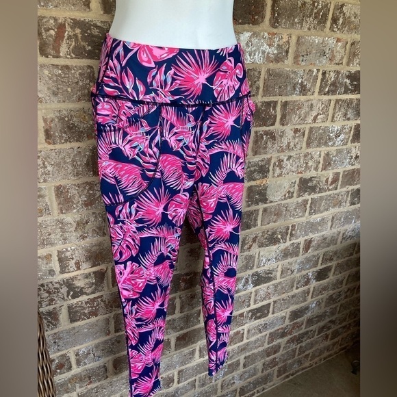 Simply Southern Yoga Legging Paradise Navy Palm Size Small NWT New With Tags - Picture 3 of 11